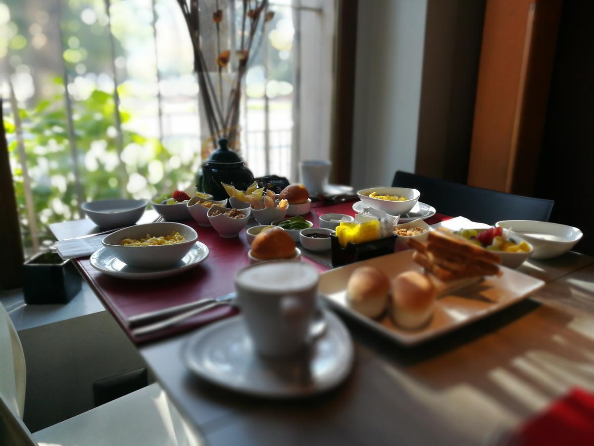 Hotel Boutique Su Merced Сантяго Екстериор снимка
