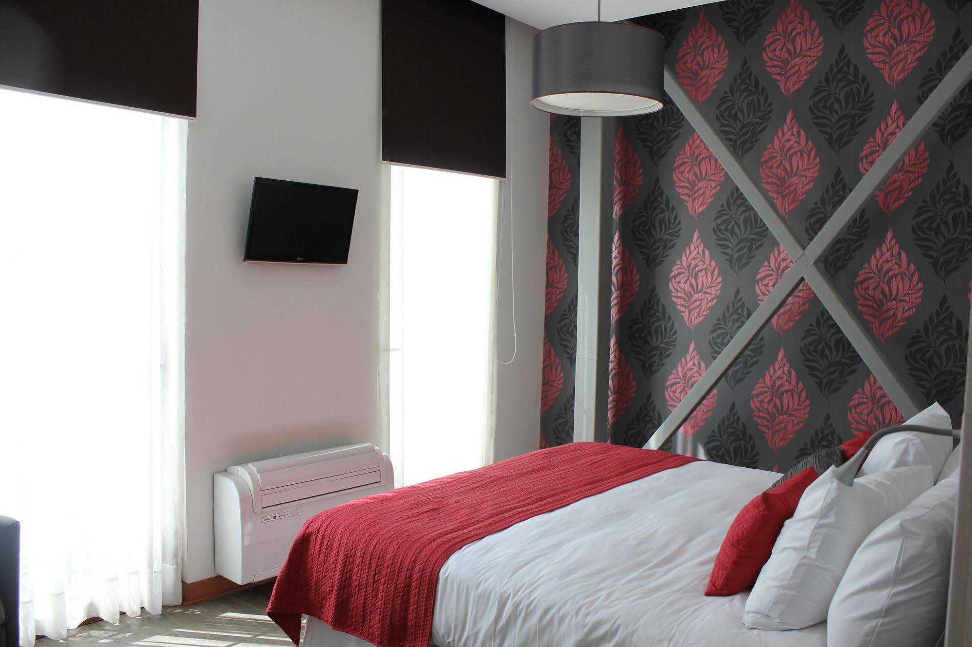 Hotel Boutique Su Merced Сантяго Екстериор снимка